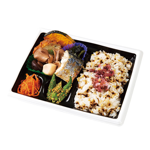 塩昆布ご飯と焼鯖のバランス弁当